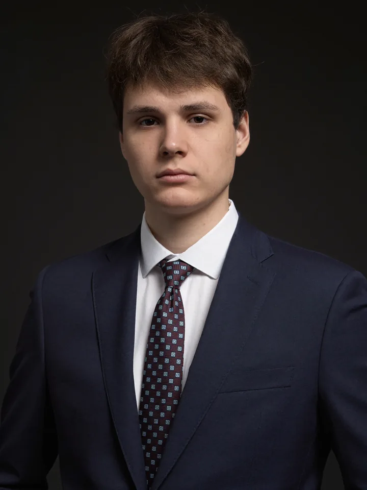 Андрей Фролов — юрист